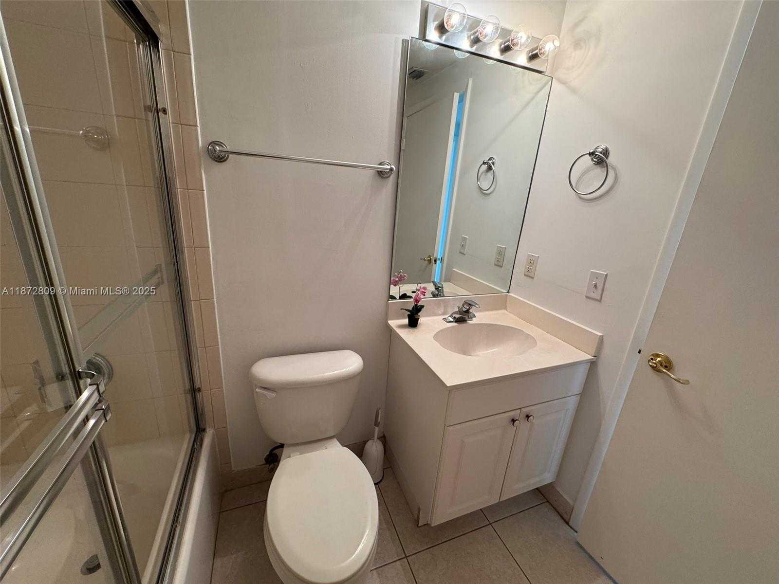 Small Image of 1824 BRICKELL AVE #4B, Miami Number 35