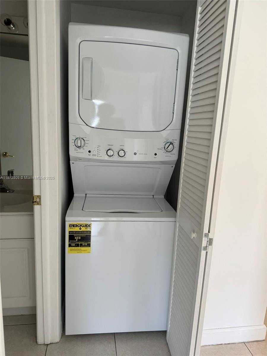 Small Image of 1824 BRICKELL AVE #4B, Miami Number 37