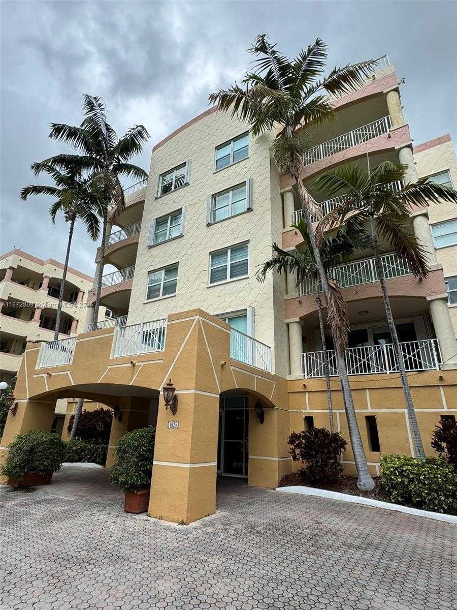 Small Image of 1824 BRICKELL AVE #4B, Miami Number 4