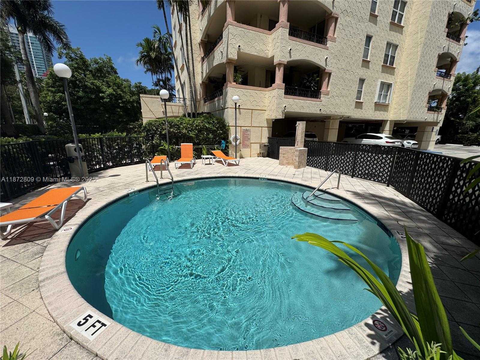 Small Image of 1824 BRICKELL AVE #4B, Miami Number 44
