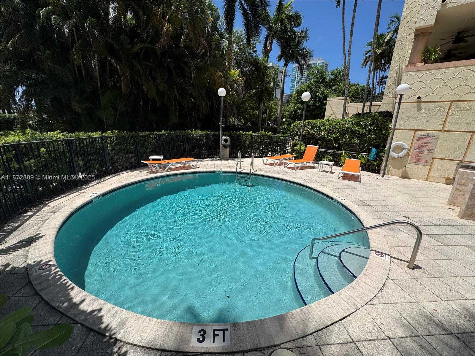 Small Image of 1824 BRICKELL AVE #4B, Miami Number 45