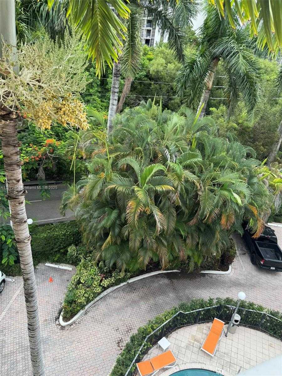 Small Image of 1824 BRICKELL AVE #4B, Miami Number 46