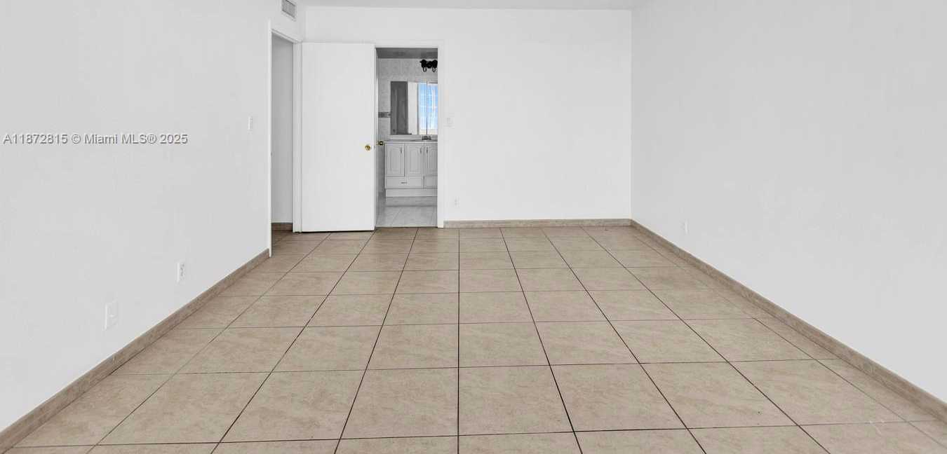Small Image of 2025 NORTH EAST 164TH ST #510, North Miami Beach Number 13
