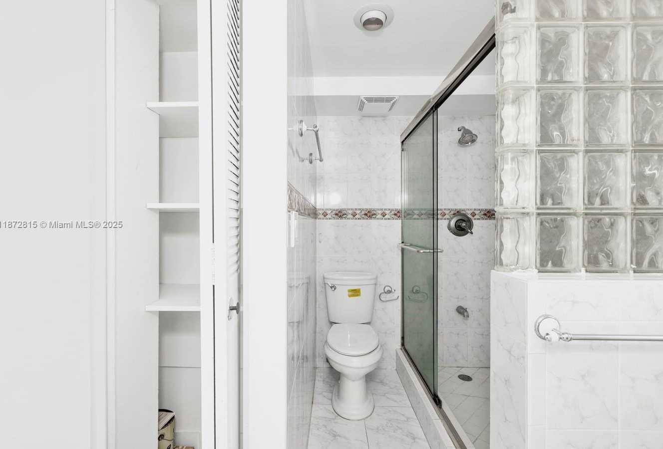 Small Image of 2025 NORTH EAST 164TH ST #510, North Miami Beach Number 15