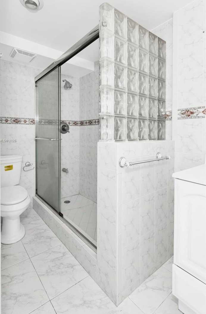 Small Image of 2025 NORTH EAST 164TH ST #510, North Miami Beach Number 16