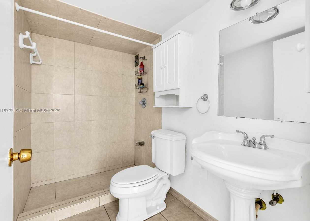 Small Image of 2025 NORTH EAST 164TH ST #510, North Miami Beach Number 8