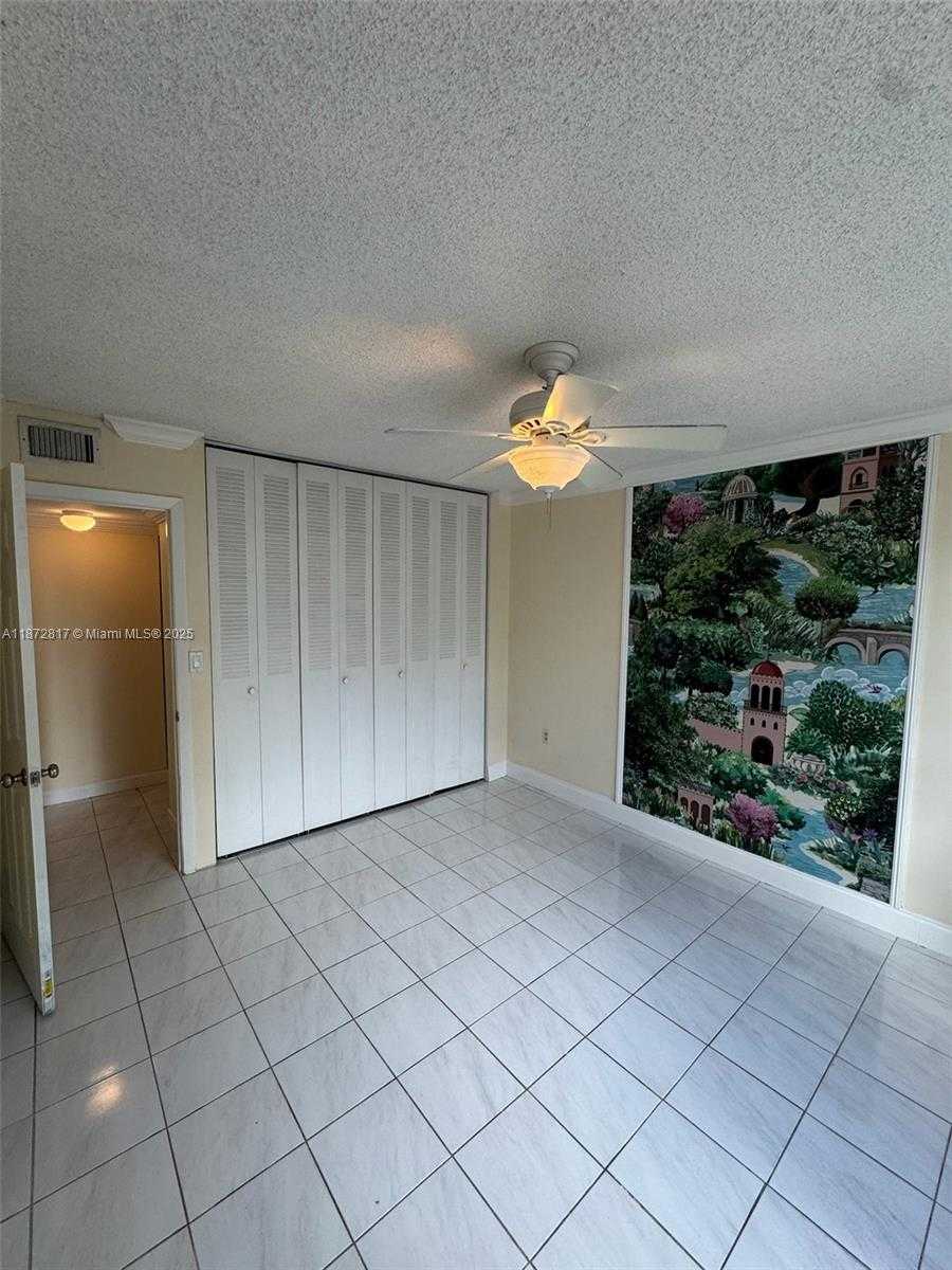 Small Image of 2780 NORTH EAST 183RD ST #301, Aventura Number 16