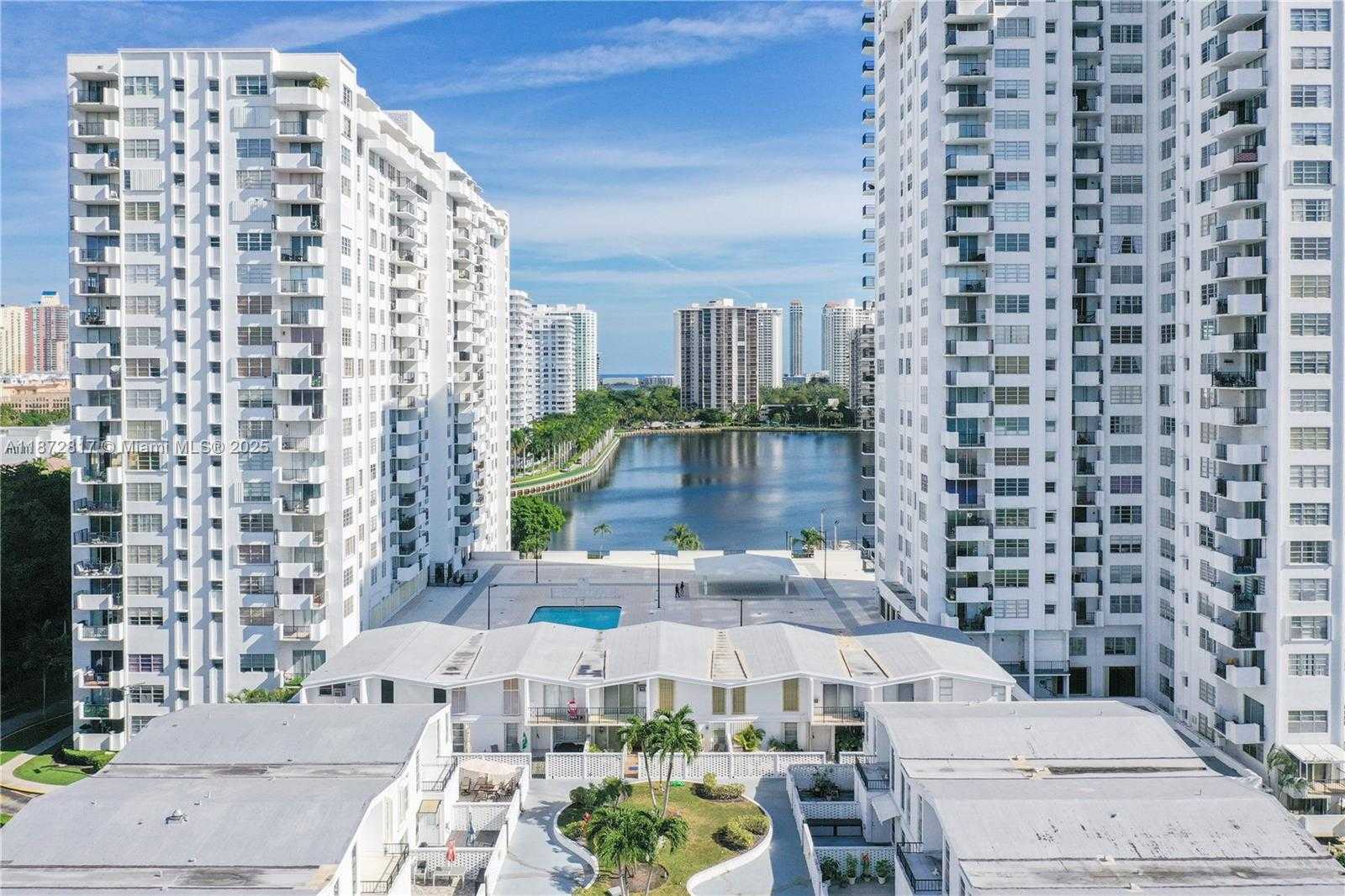 Small Image of 2780 NORTH EAST 183RD ST #301, Aventura Number 20