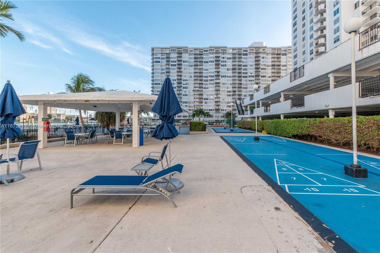 Small Image of 2780 NORTH EAST 183RD ST #301, Aventura Number 25