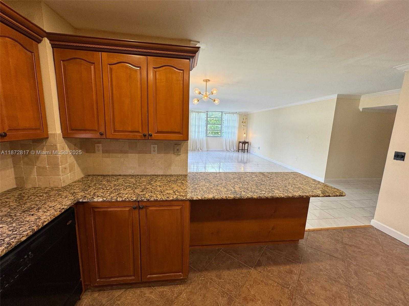 Small Image of 2780 NORTH EAST 183RD ST #301, Aventura Number 3