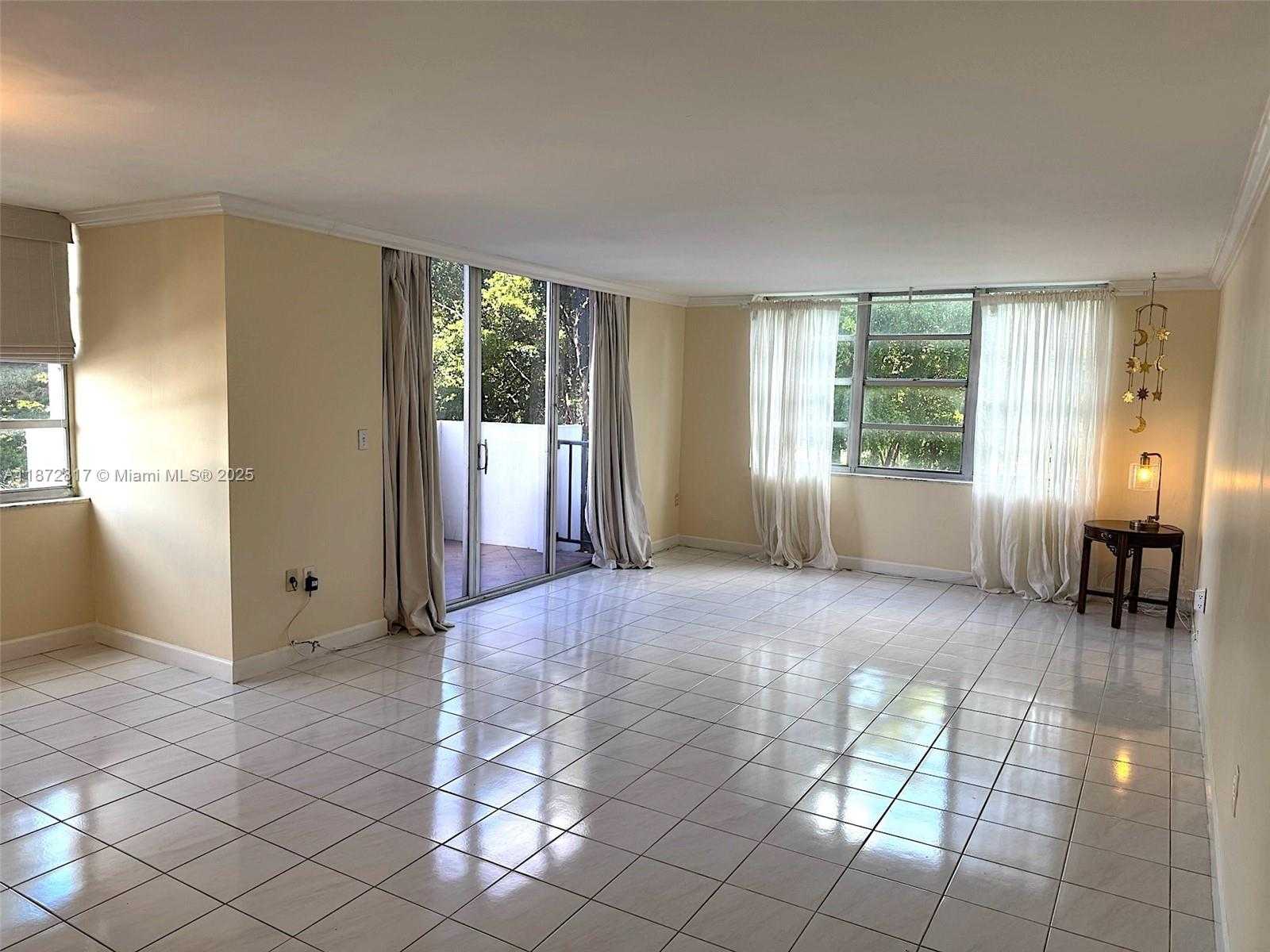 Small Image of 2780 NORTH EAST 183RD ST #301, Aventura Number 6