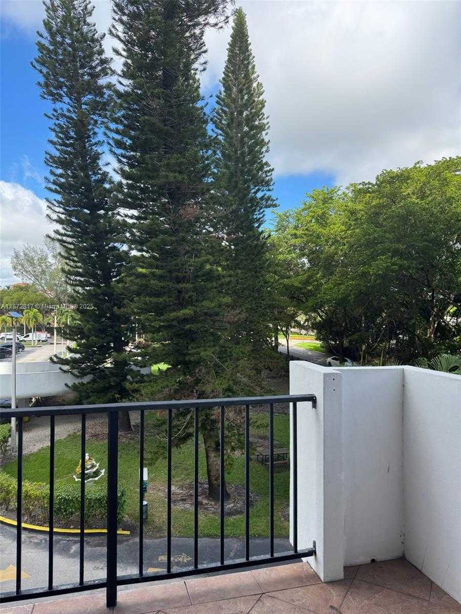 Small Image of 2780 NORTH EAST 183RD ST #301, Aventura Number 8