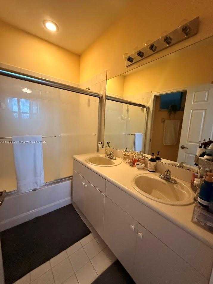 Small Image of 11102 NORTH WEST 83RD ST #226, Doral Number 21