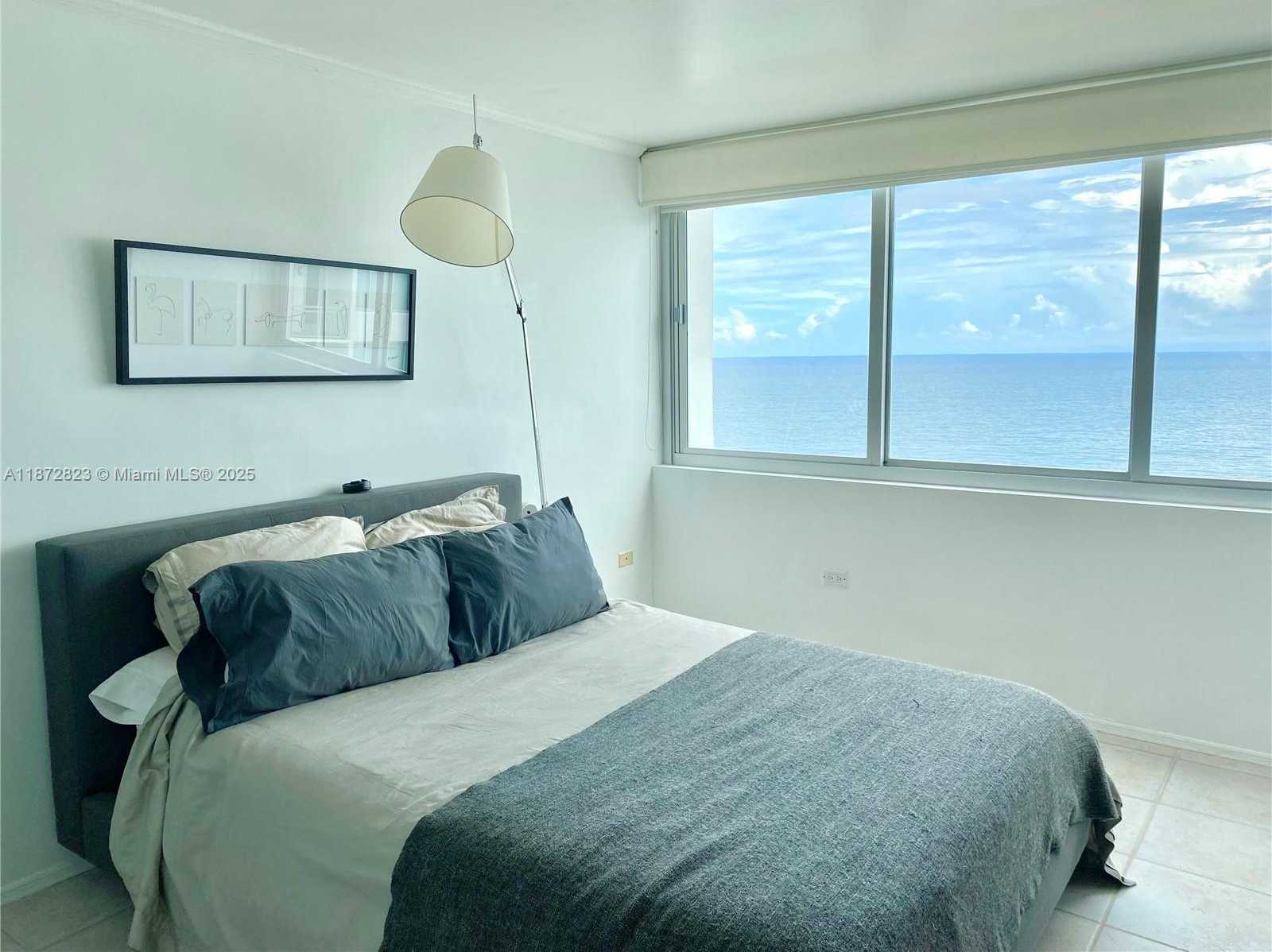 Small Image of 7135 COLLINS AVE #1806, Miami Beach Number 13
