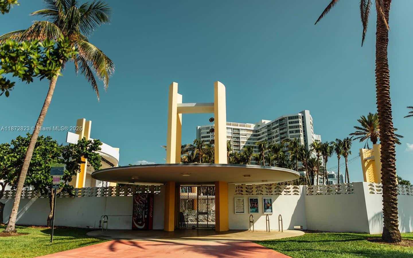 Small Image of 7135 COLLINS AVE #1806, Miami Beach Number 37