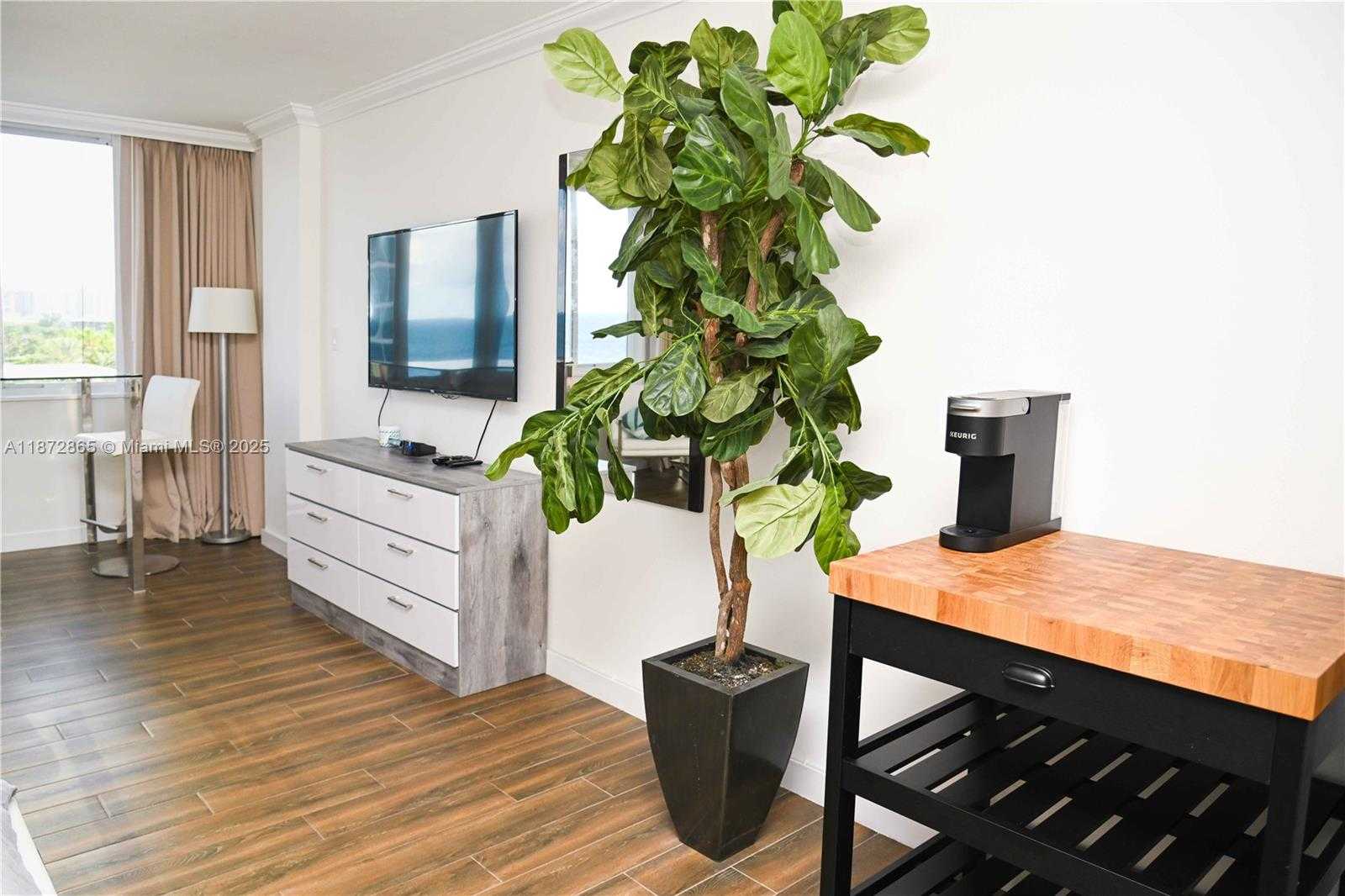Small Image of 19201 COLLINS AVE #504, Sunny Isles Beach Number 10