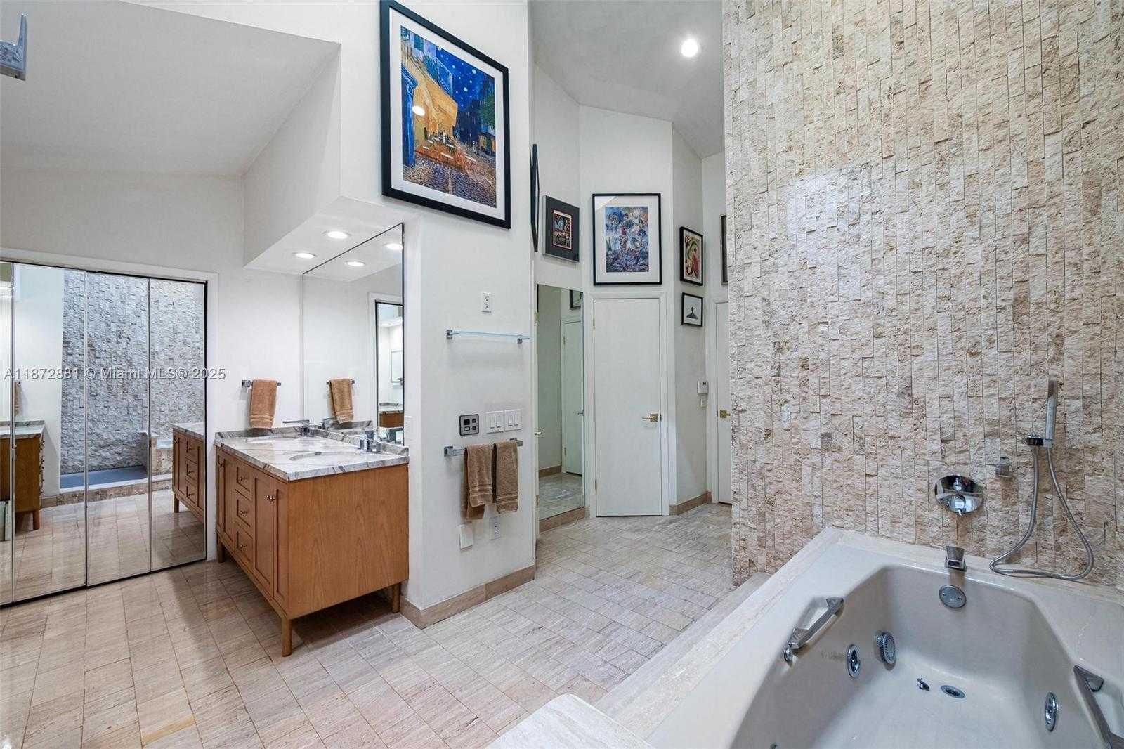Small Image of 2000 SOUTH BAYSHORE DR #72, Miami Number 24