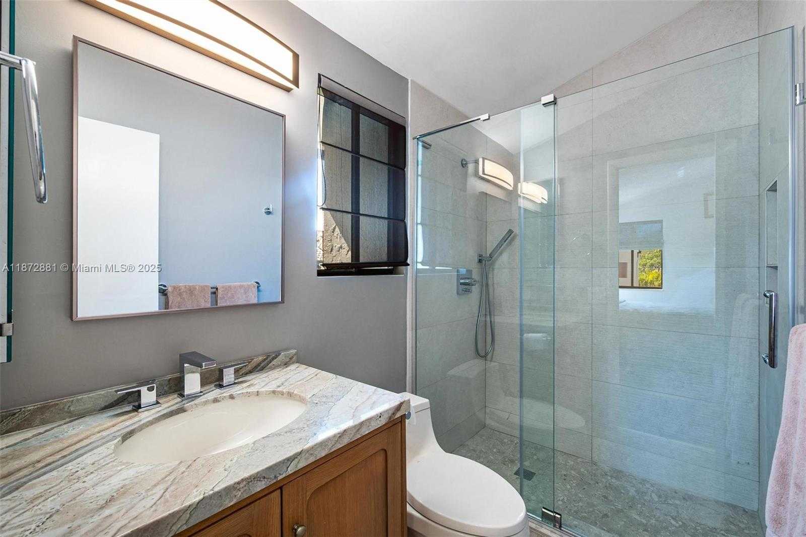 Small Image of 2000 SOUTH BAYSHORE DR #72, Miami Number 28