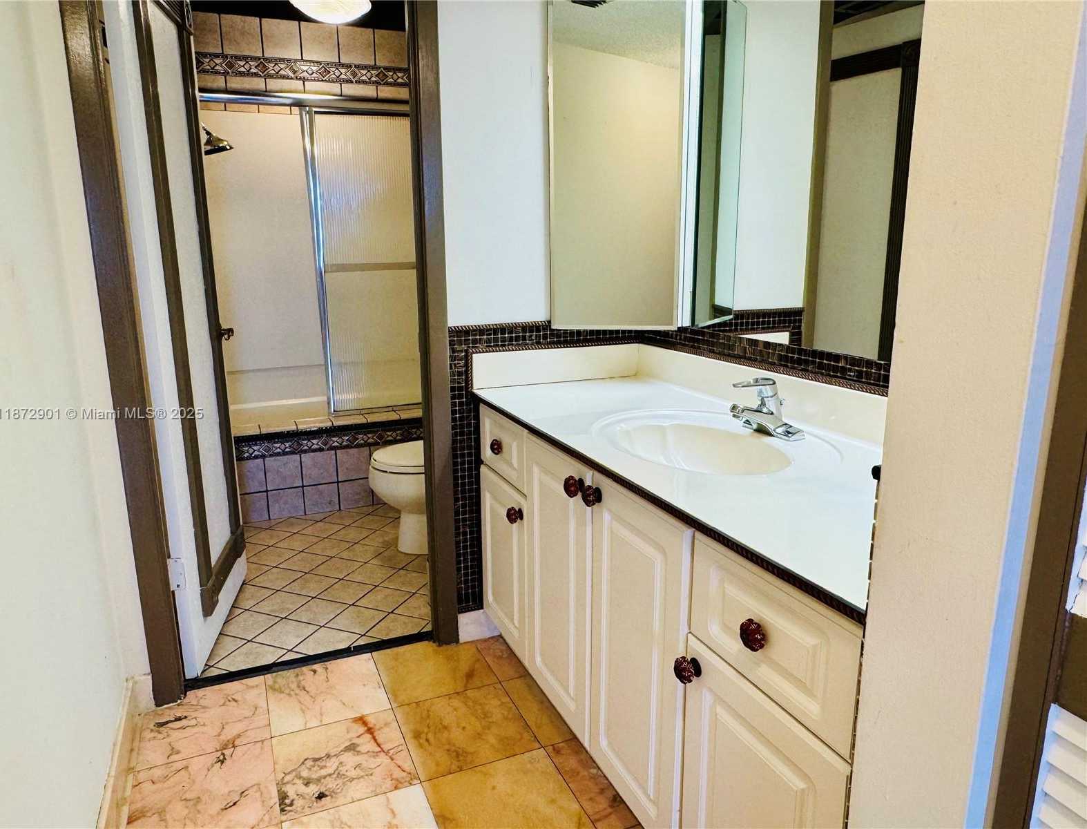 Small Image of 18071 BISCAYNE BLVD #PH03 & PH04, Aventura Number 51