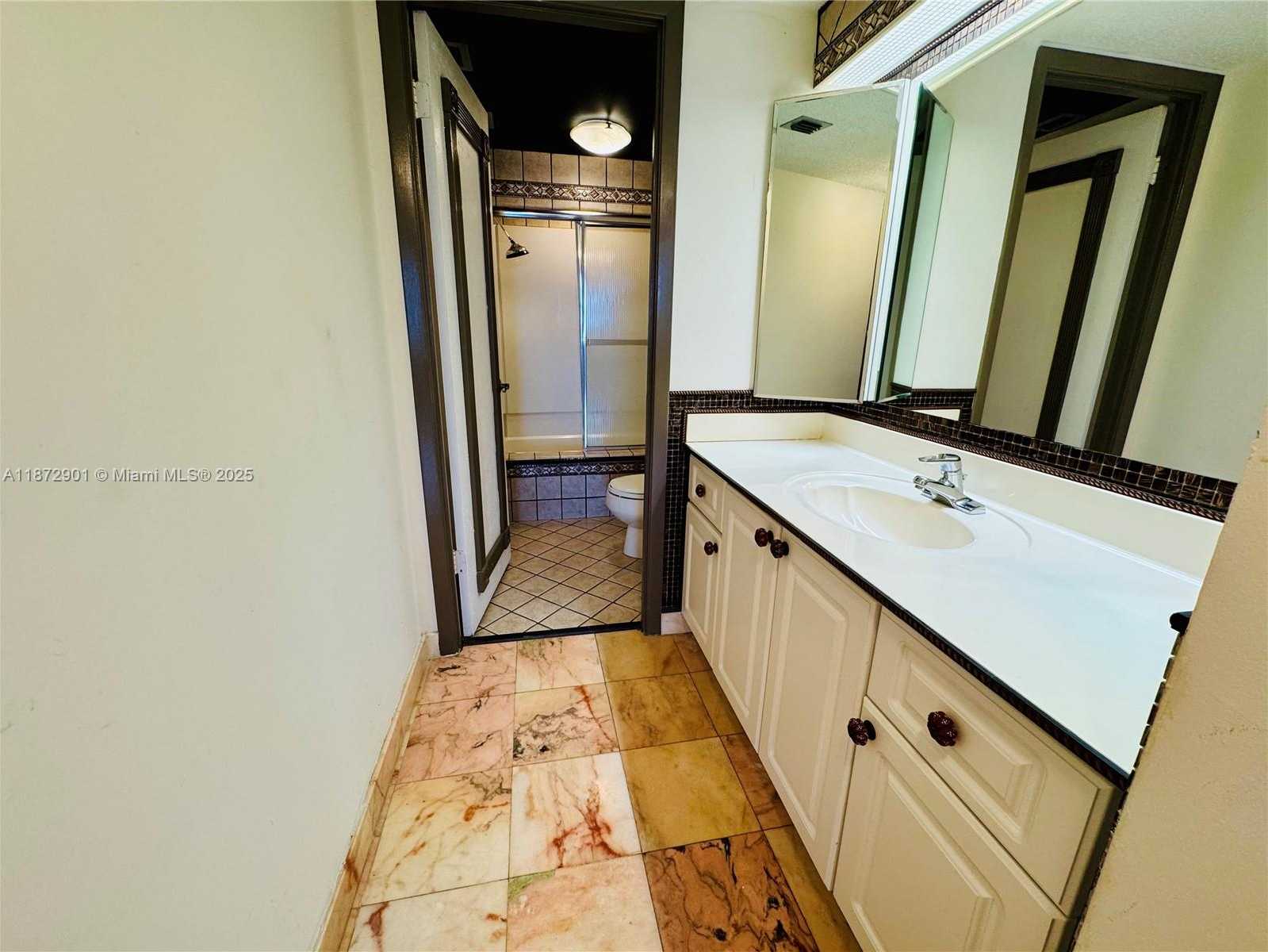 Small Image of 18071 BISCAYNE BLVD #PH03 & PH04, Aventura Number 80