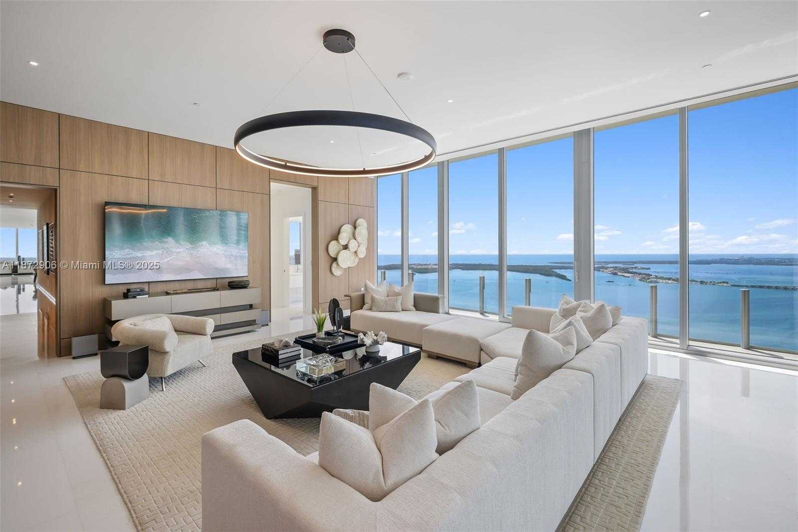 Small Image of 300 BISCAYNE BLVD WAY #PH6001, Miami Number 11
