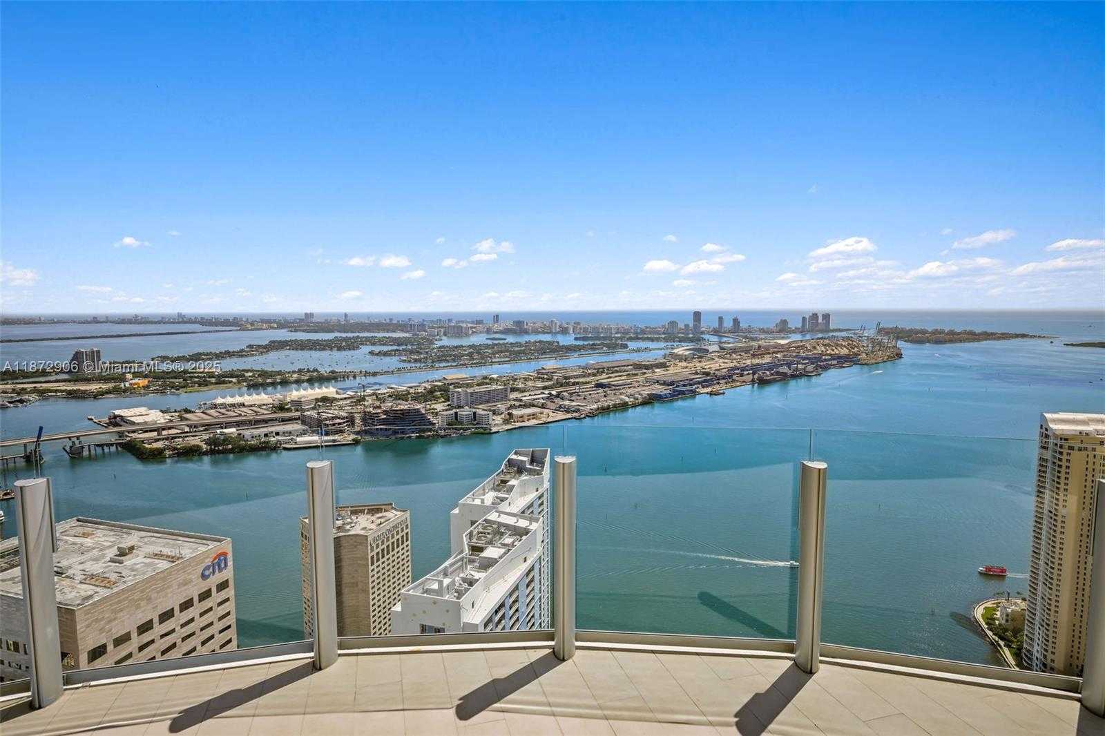 Small Image of 300 BISCAYNE BLVD WAY #PH6001, Miami Number 27