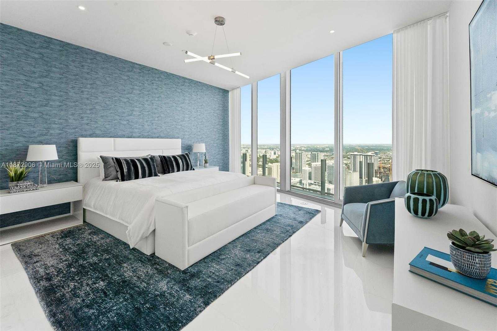 Small Image of 300 BISCAYNE BLVD WAY #PH6001, Miami Number 50