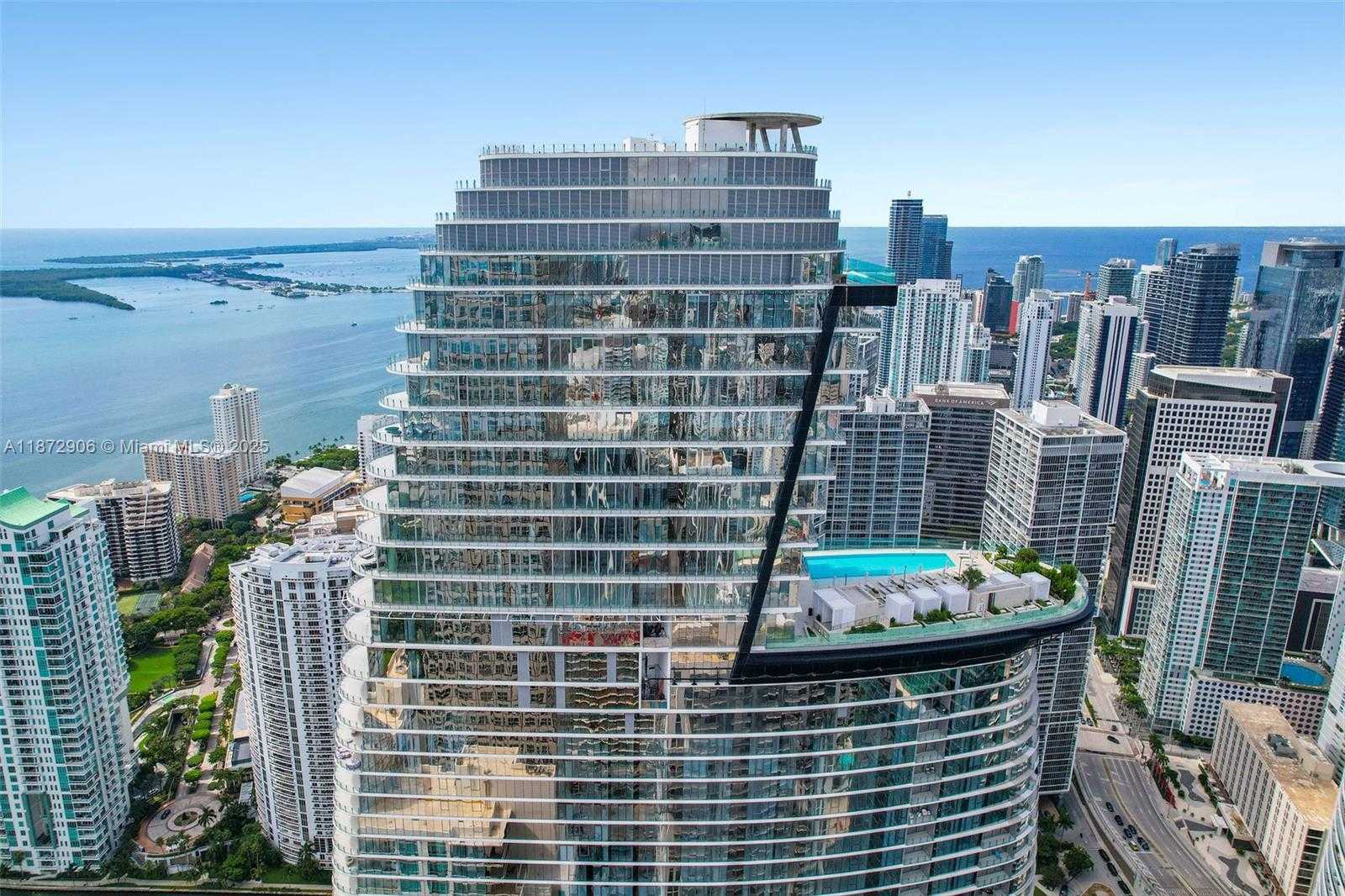 Small Image of 300 BISCAYNE BLVD WAY #PH6001, Miami Number 6