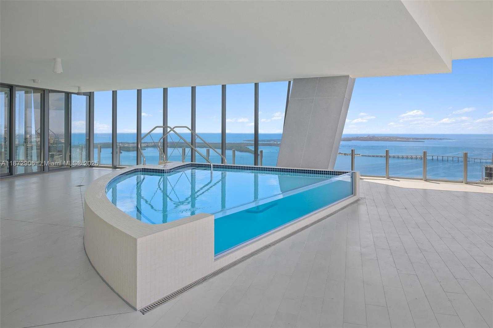Small Image of 300 BISCAYNE BLVD WAY #PH6001, Miami Number 60