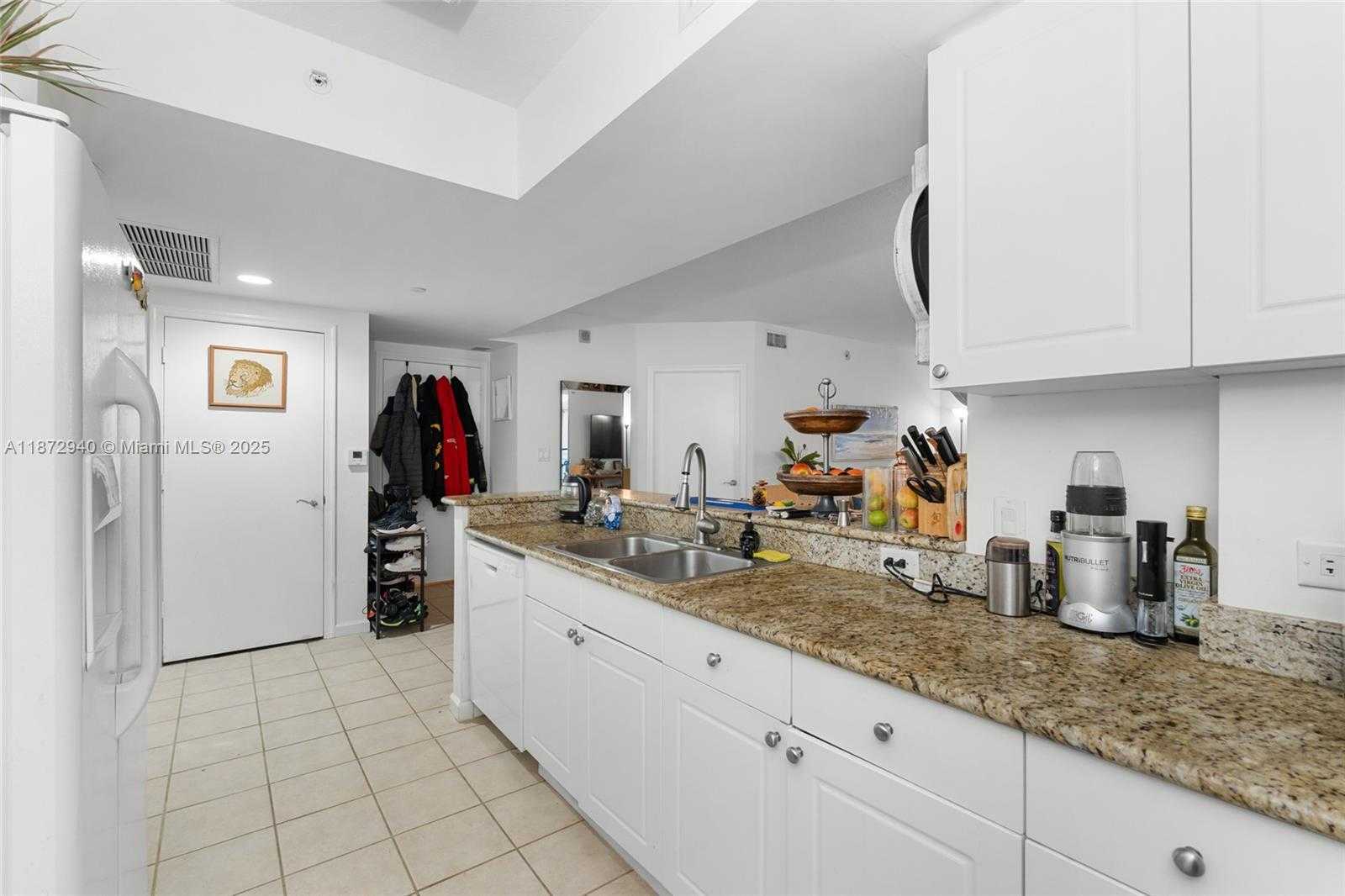 Small Image of 19501 WEST COUNTRY CLUB DR #2415, Aventura Number 12
