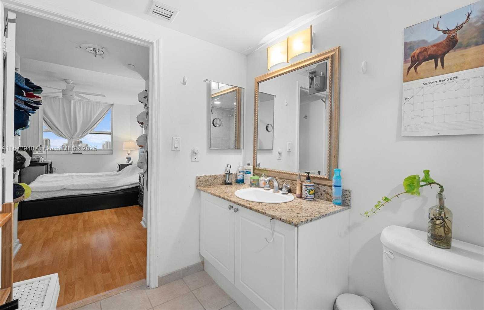 Small Image of 19501 WEST COUNTRY CLUB DR #2415, Aventura Number 17
