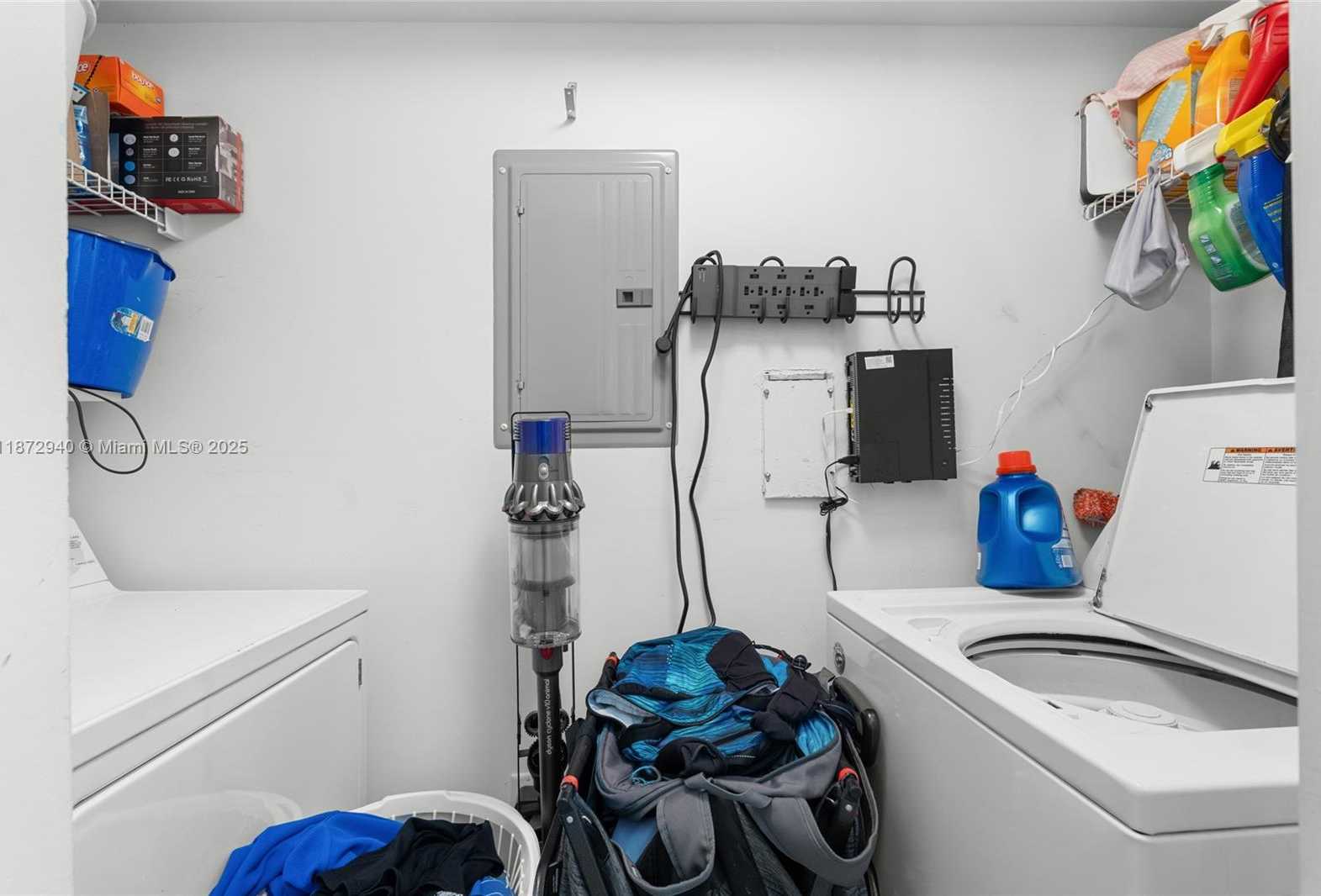 Small Image of 19501 WEST COUNTRY CLUB DR #2415, Aventura Number 23