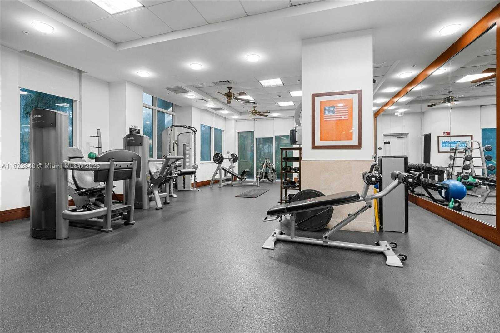 Small Image of 19501 WEST COUNTRY CLUB DR #2415, Aventura Number 24