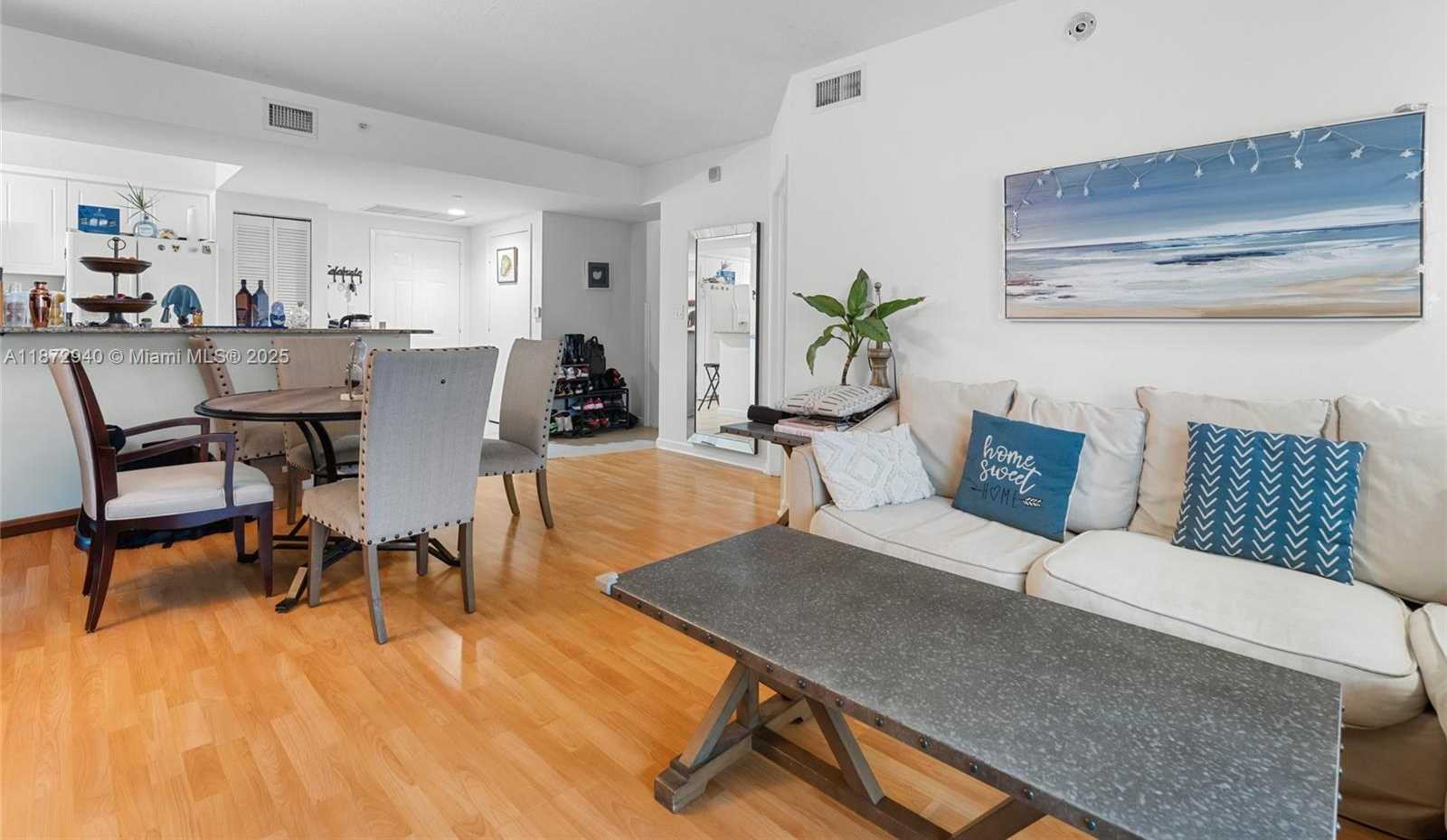 Small Image of 19501 WEST COUNTRY CLUB DR #2415, Aventura Number 7