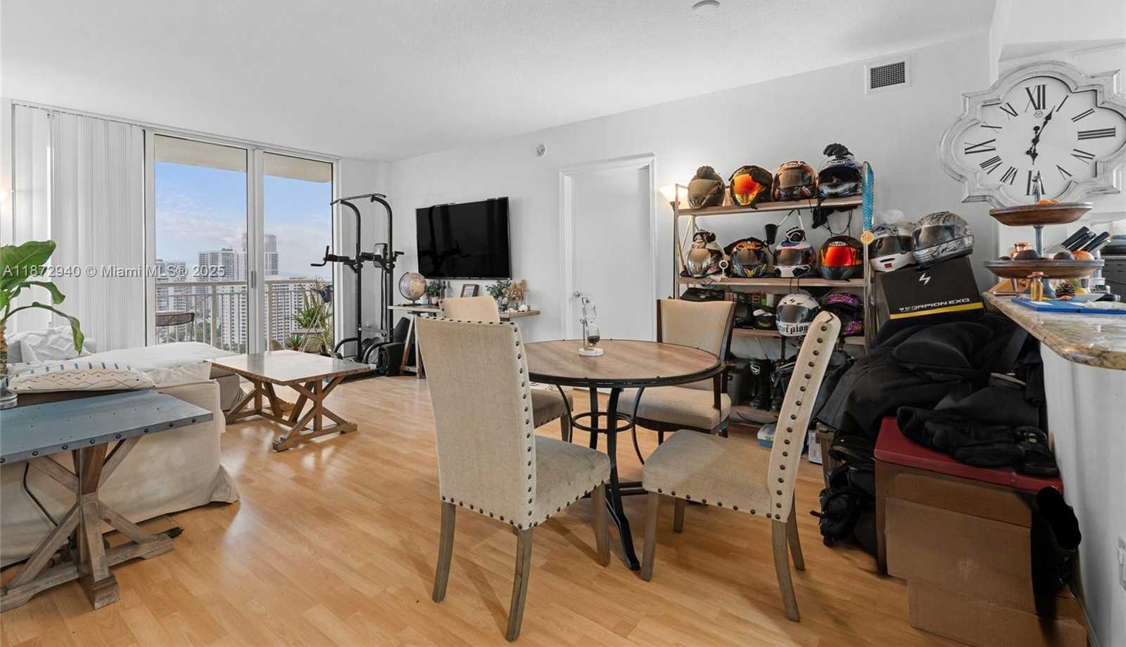 Small Image of 19501 WEST COUNTRY CLUB DR #2415, Aventura Number 9