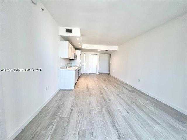 Small Image of 45 SOUTH WEST 9TH ST #3009, Miami Number 7