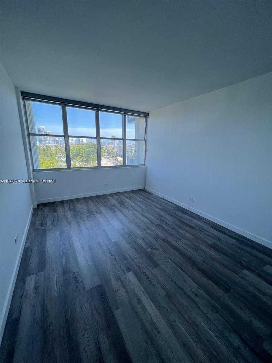 Small Image of 7441 WAYNE AVE #4R, Miami Beach Number 10
