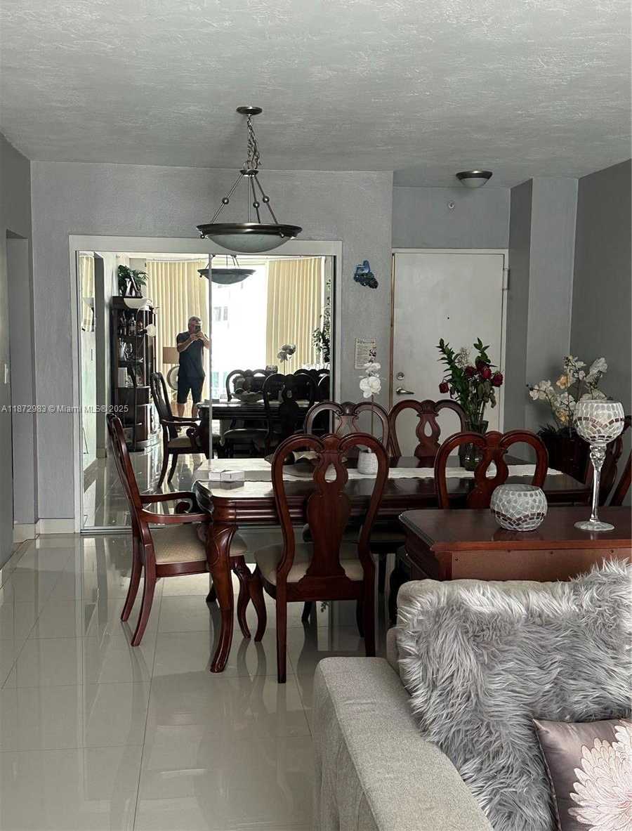 Small Image of 3001 SOUTH OCEAN DR #1549, Hollywood Number 6