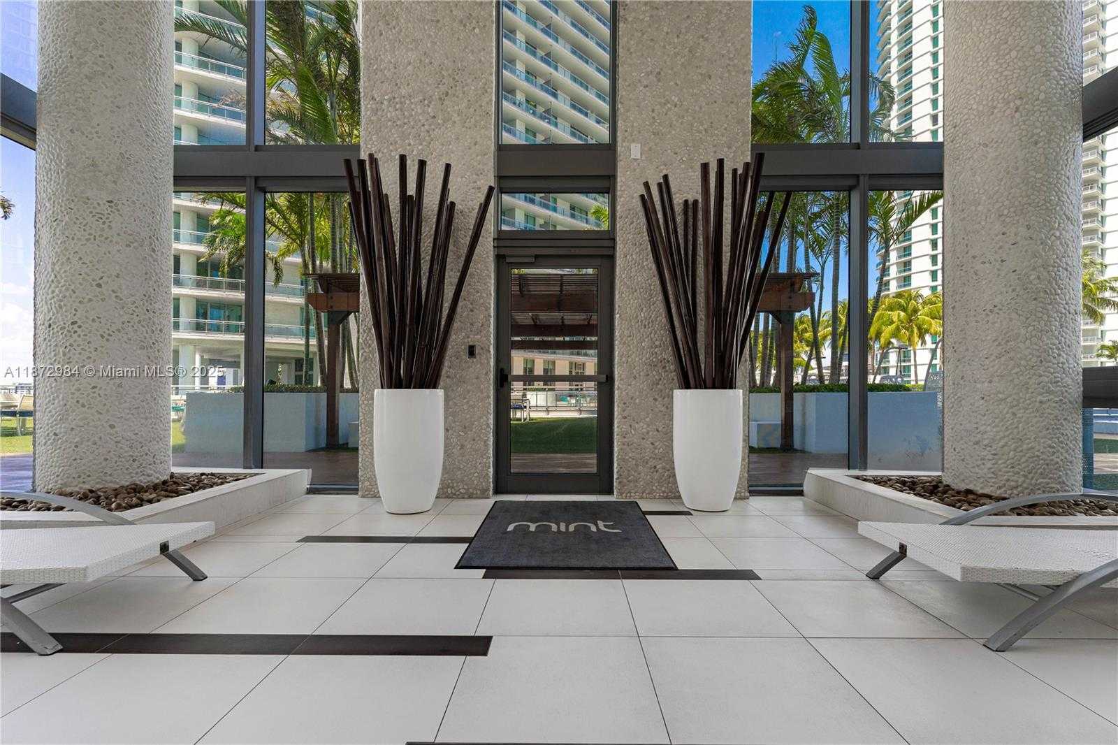 Small Image of 92 SOUTH WEST 3RD ST #4509, Miami Number 23