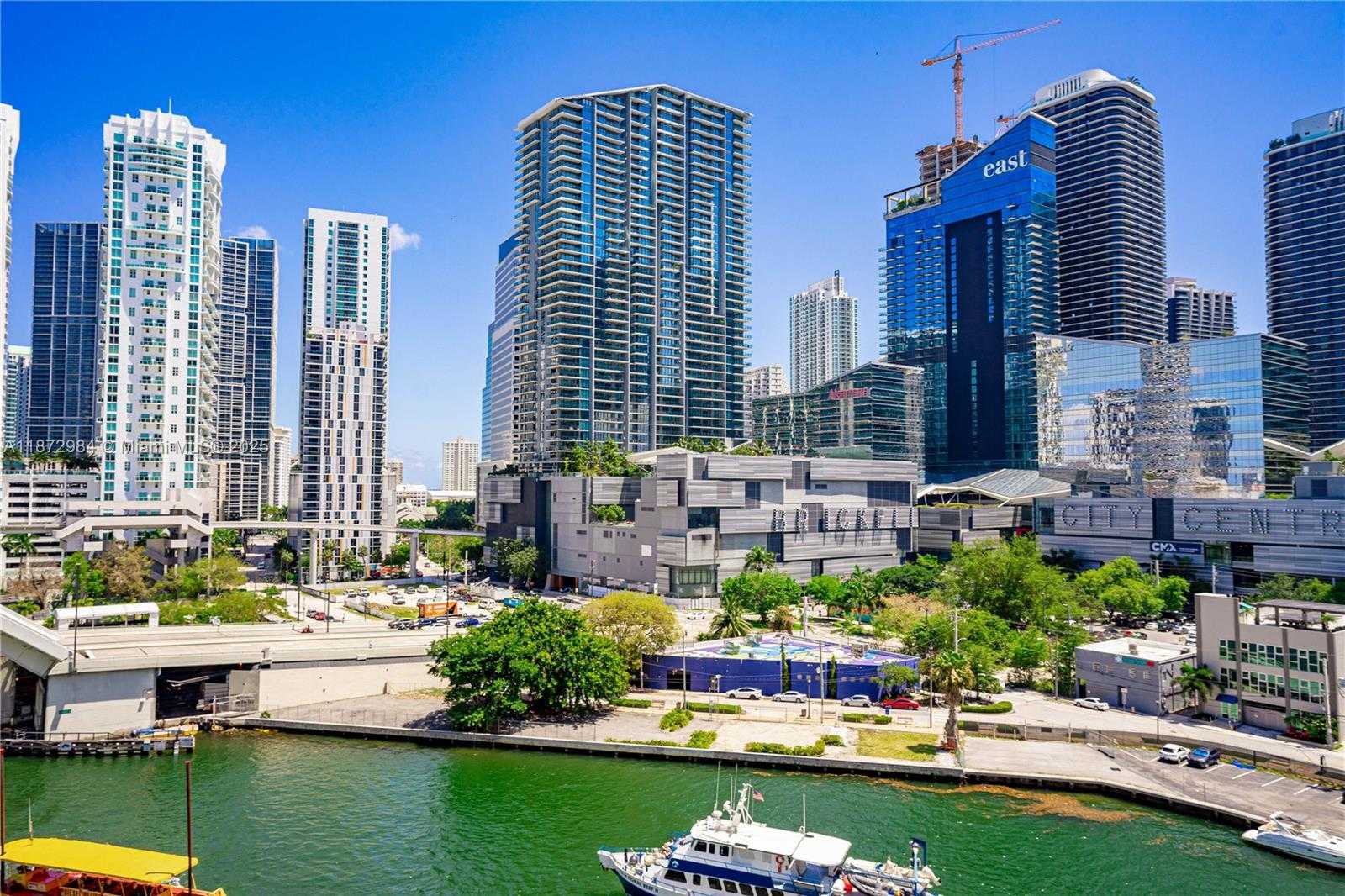 Small Image of 92 SOUTH WEST 3RD ST #4509, Miami Number 27