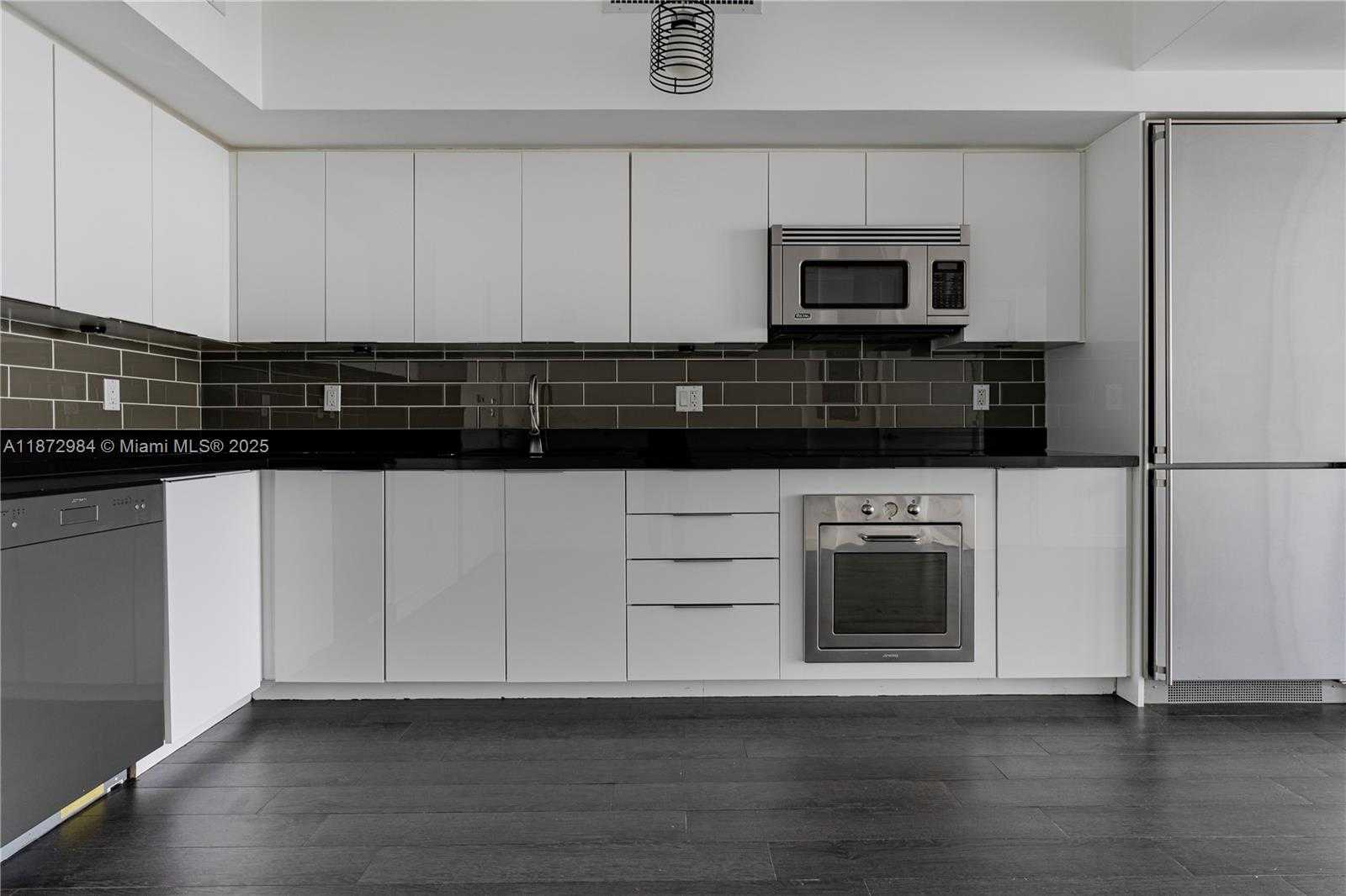 Small Image of 92 SOUTH WEST 3RD ST #4509, Miami Number 3