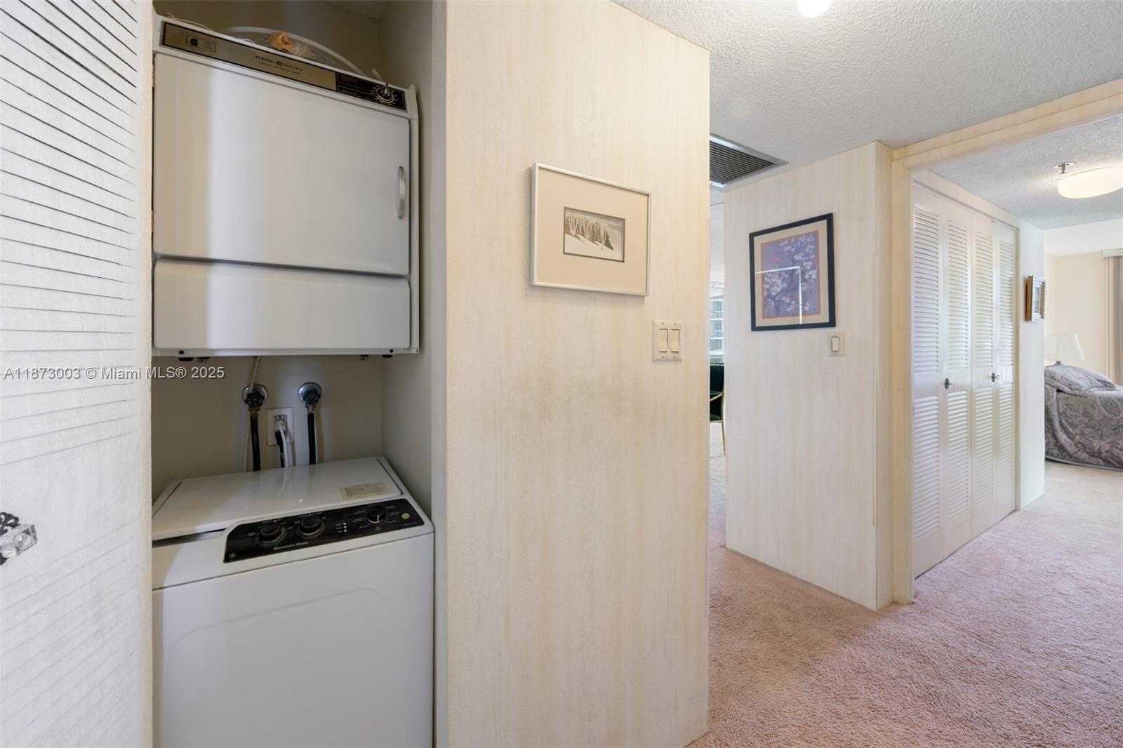 Small Image of 20505 EAST COUNTRY CLUB DR #1138, Aventura Number 25
