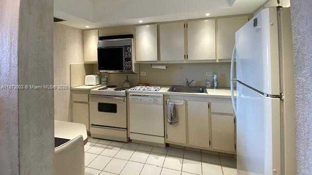 Small Image of 20505 EAST COUNTRY CLUB DR #1138, Aventura Number 6
