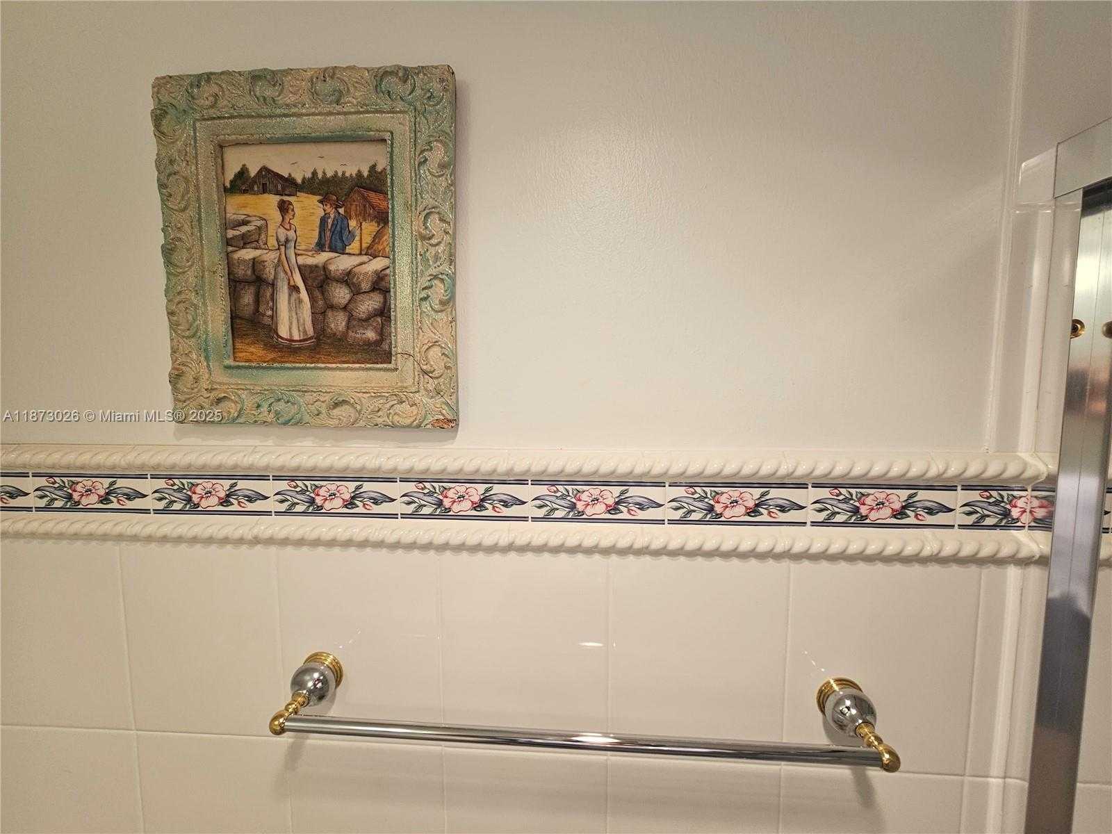 Small Image of 20400 E Country Club Dr, Aventura, FL 33180, USA Number 24