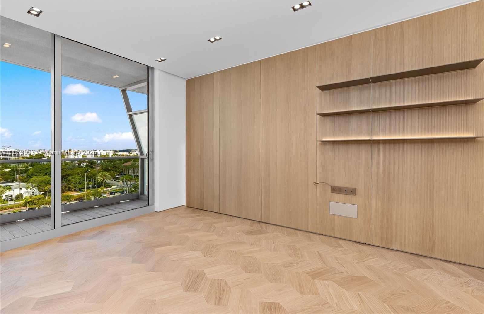 Small Image of 9349 COLLINS AVE #705, Surfside Number 19