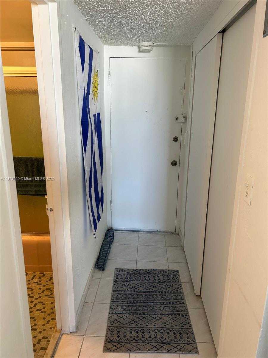 Small Image of 6484 INDIAN CREEK DR #303, Miami Beach Number 13