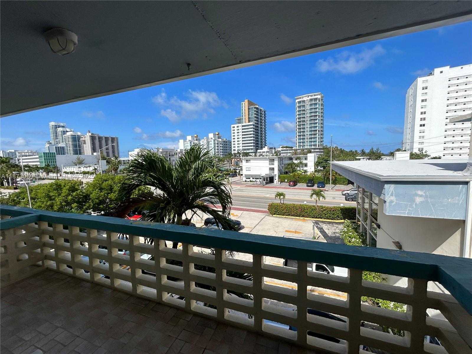 Small Image of 6484 INDIAN CREEK DR #303, Miami Beach Number 16
