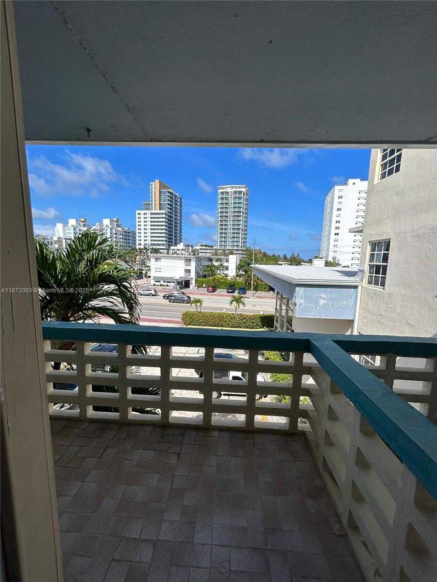 Small Image of 6484 INDIAN CREEK DR #303, Miami Beach Number 17