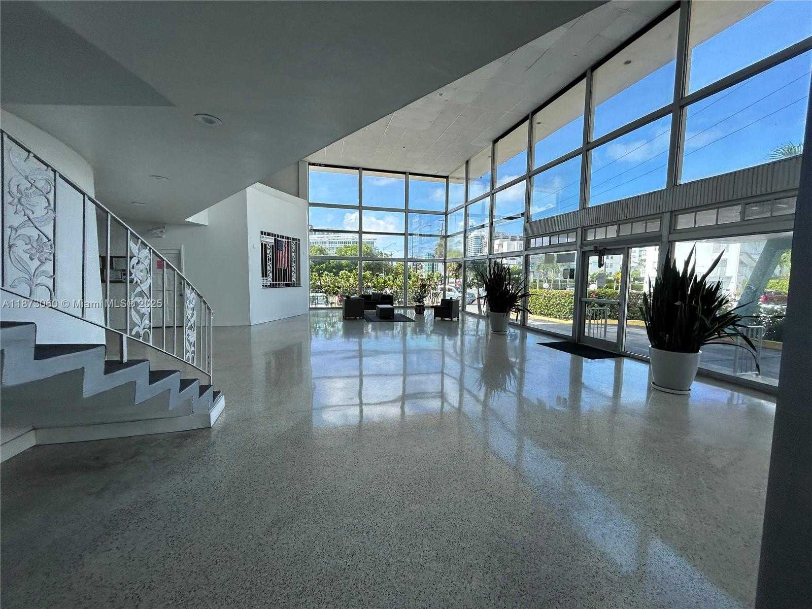 Small Image of 6484 INDIAN CREEK DR #303, Miami Beach Number 24