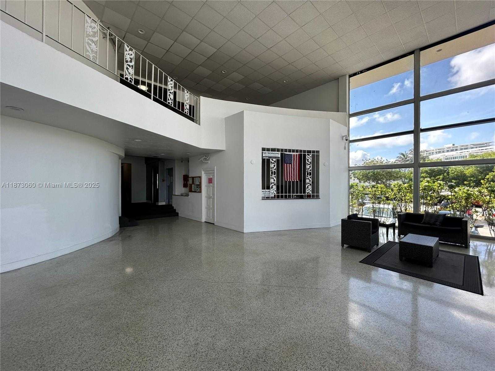 Small Image of 6484 INDIAN CREEK DR #303, Miami Beach Number 27
